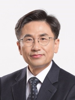 Bo-Hyeun Wang 사진